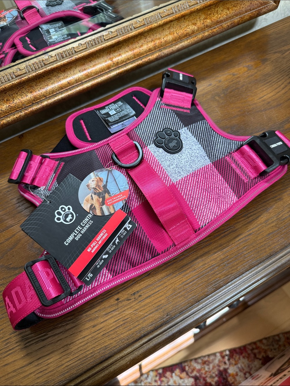 Canada Pooch Dog Harness Complete Control- Pink Plaid. Size Large. 25-50 lbs.